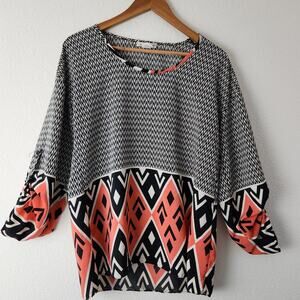 Moa Moa Chevron Geometric Black Cream Coral Top Size Medium
